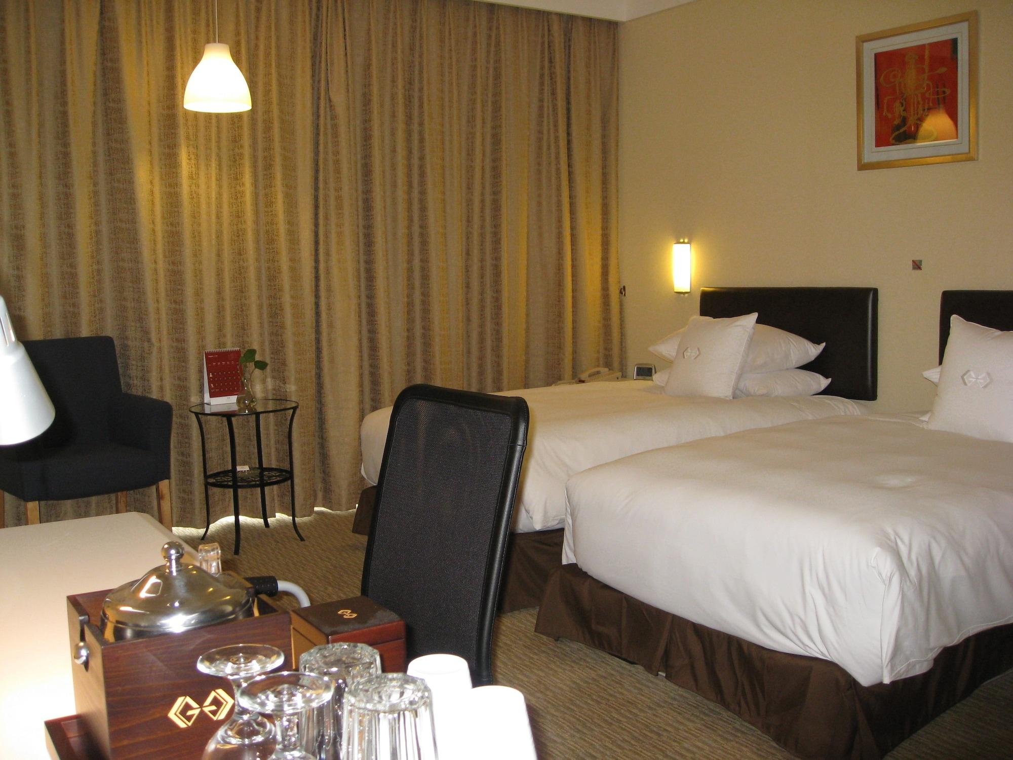 Gloria Plaza Hotel Kangqiao Shanghai Eksteriør bilde