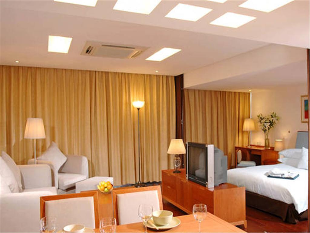 Gloria Plaza Hotel Kangqiao Shanghai Eksteriør bilde