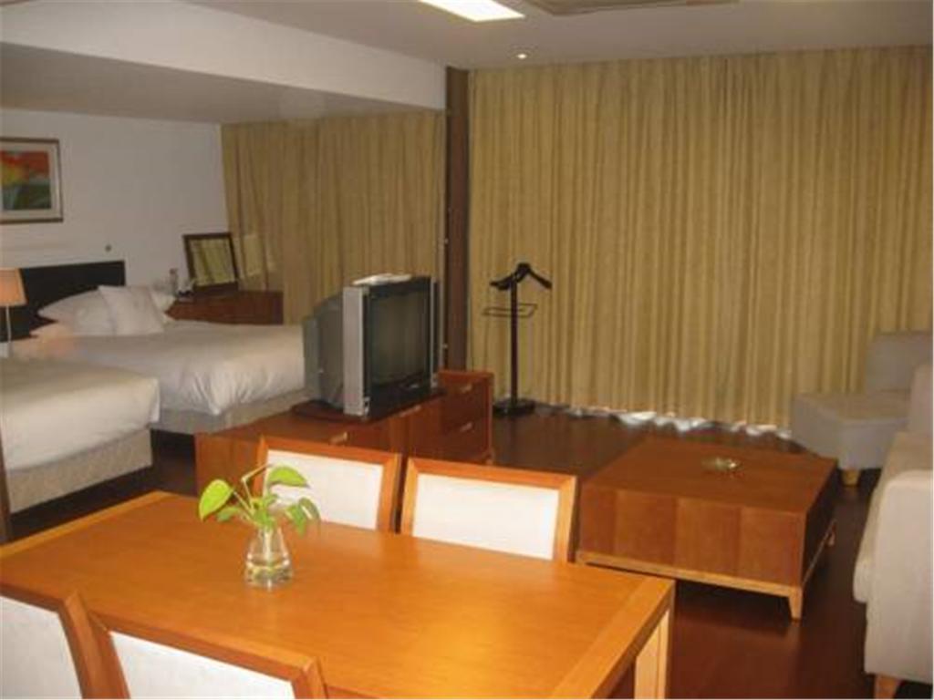 Gloria Plaza Hotel Kangqiao Shanghai Eksteriør bilde