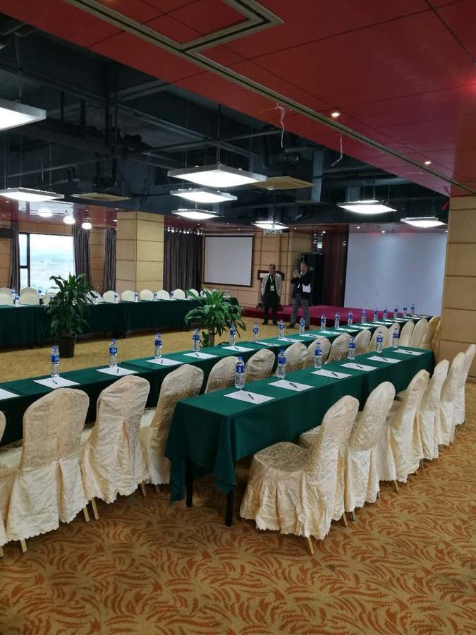 Gloria Plaza Hotel Kangqiao Shanghai Eksteriør bilde