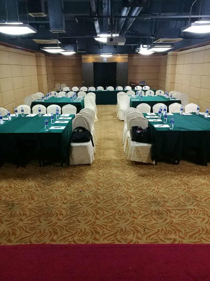 Gloria Plaza Hotel Kangqiao Shanghai Eksteriør bilde
