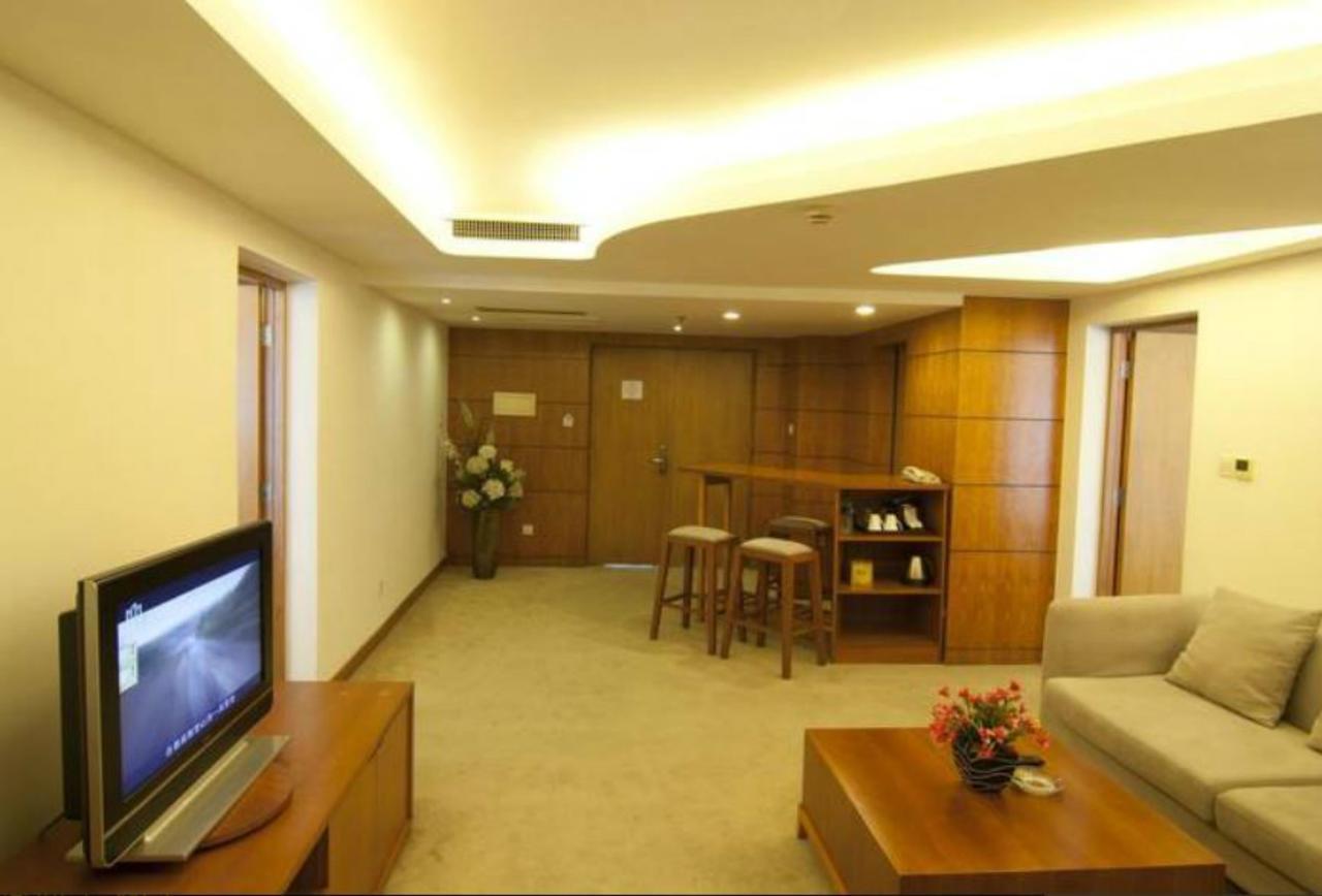 Gloria Plaza Hotel Kangqiao Shanghai Eksteriør bilde