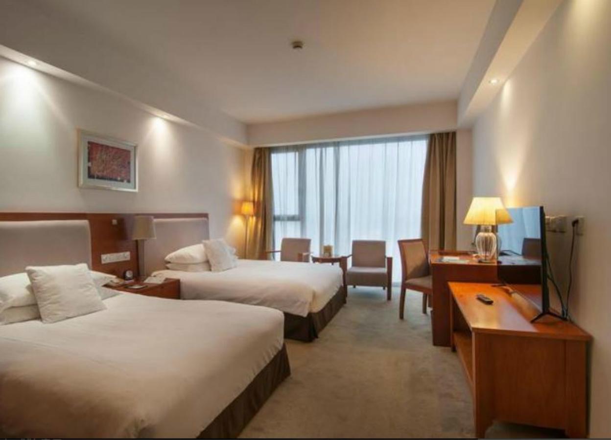Gloria Plaza Hotel Kangqiao Shanghai Eksteriør bilde