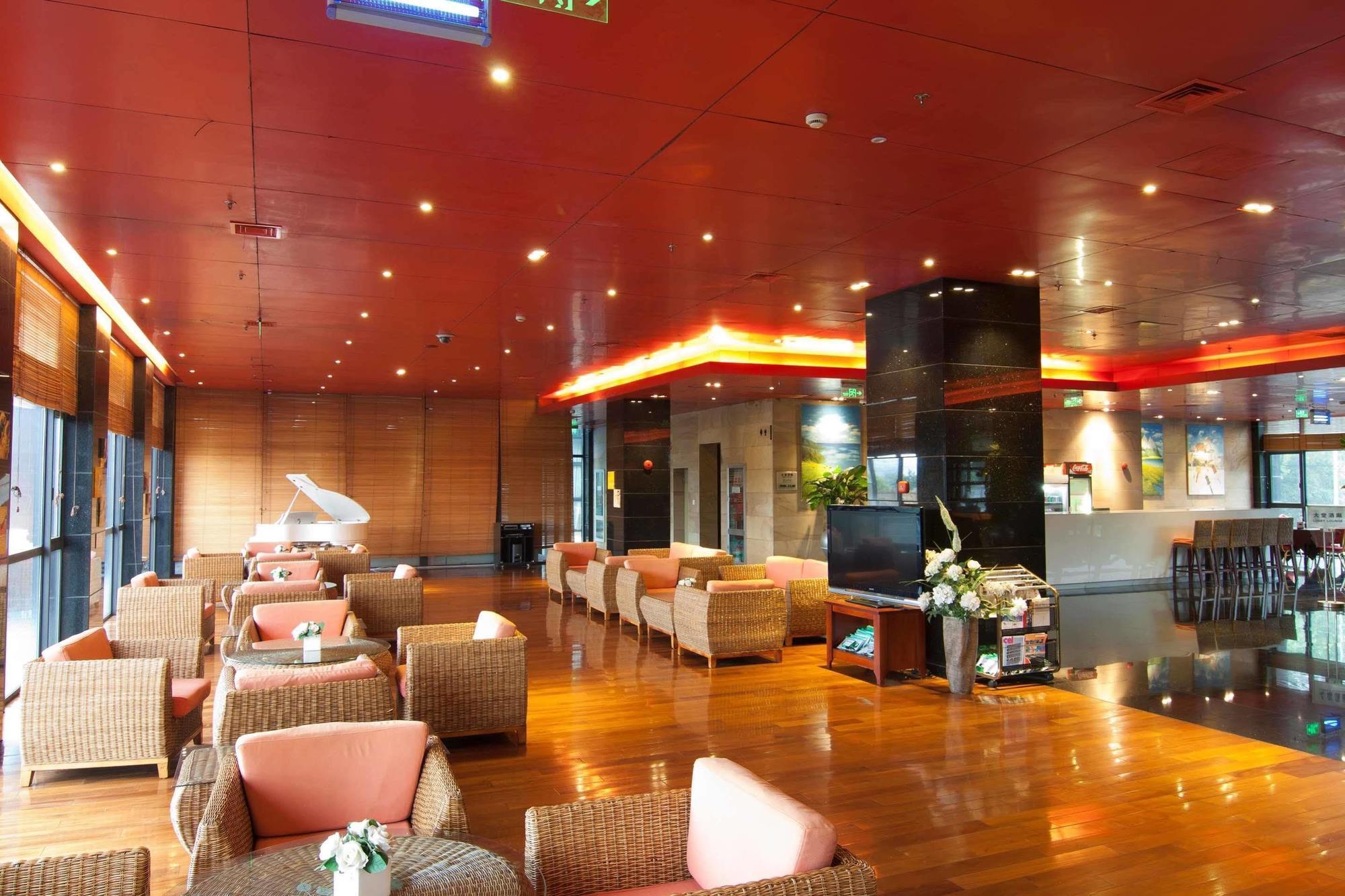 Gloria Plaza Hotel Kangqiao Shanghai Eksteriør bilde